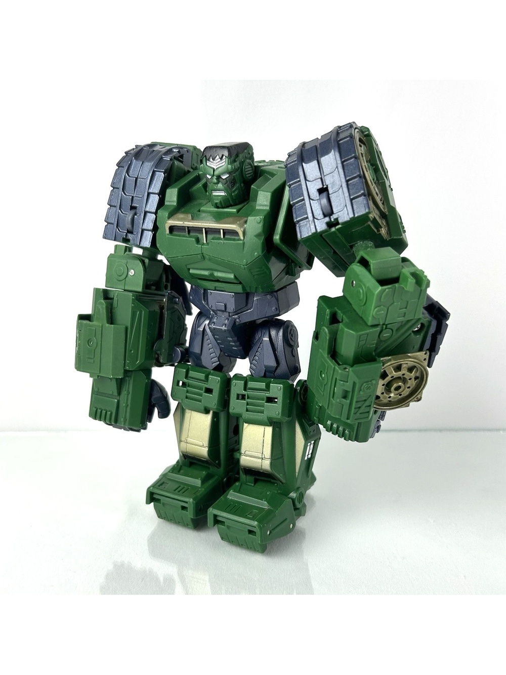 Hasbro Transformers Marvel Crossover Incredible Hulk to Tank 2008 Action Figure